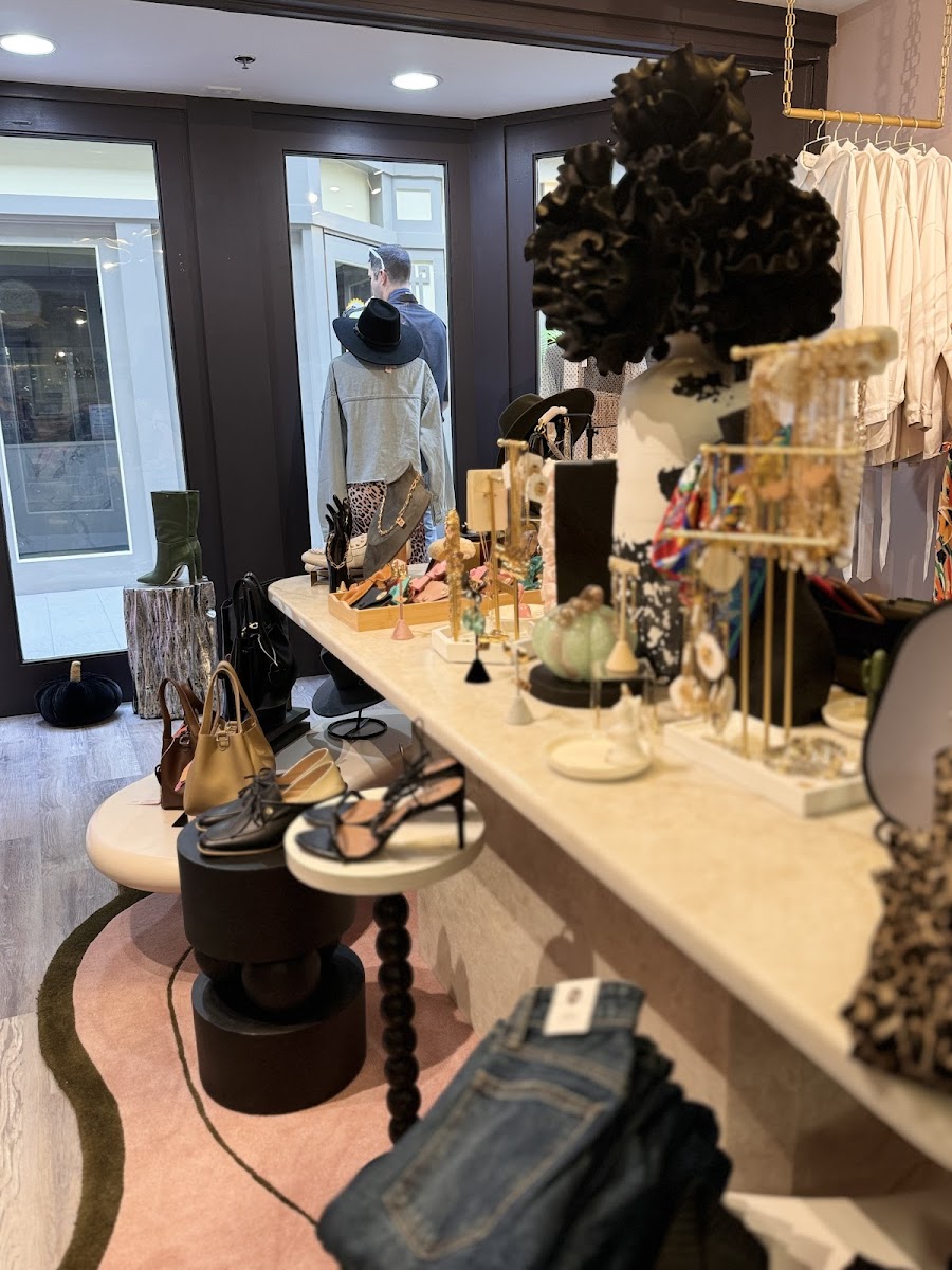 Jewelry and accessories collection